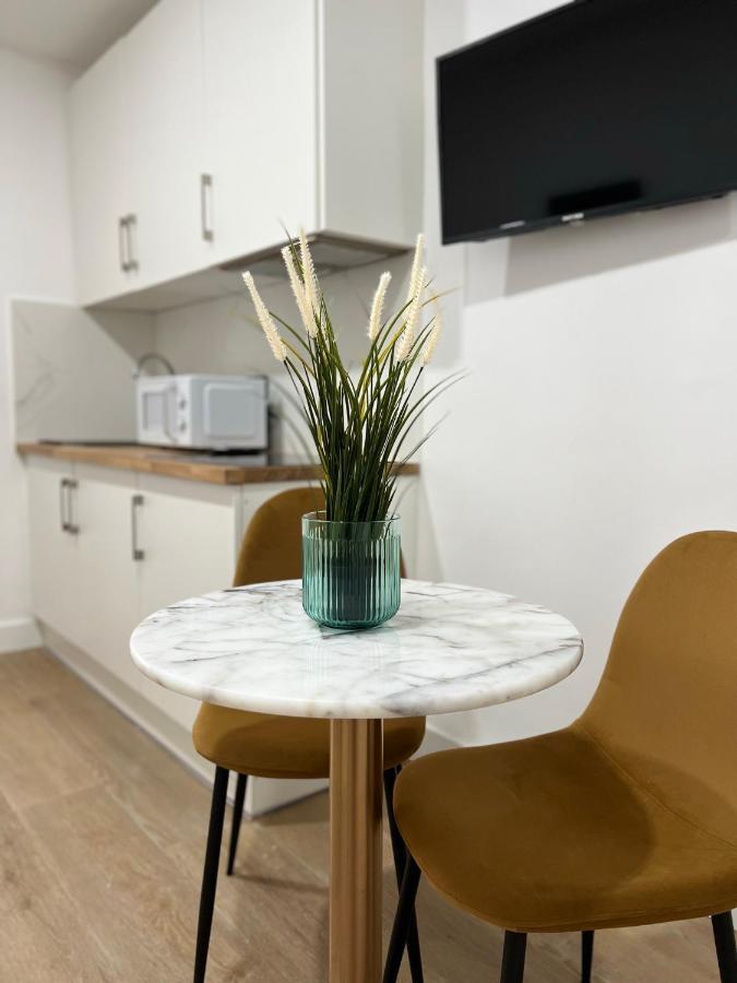 Crysoyle Apartment Barcelona Next To Camp Nou L'Hospitalet de Llobregat Exterior photo